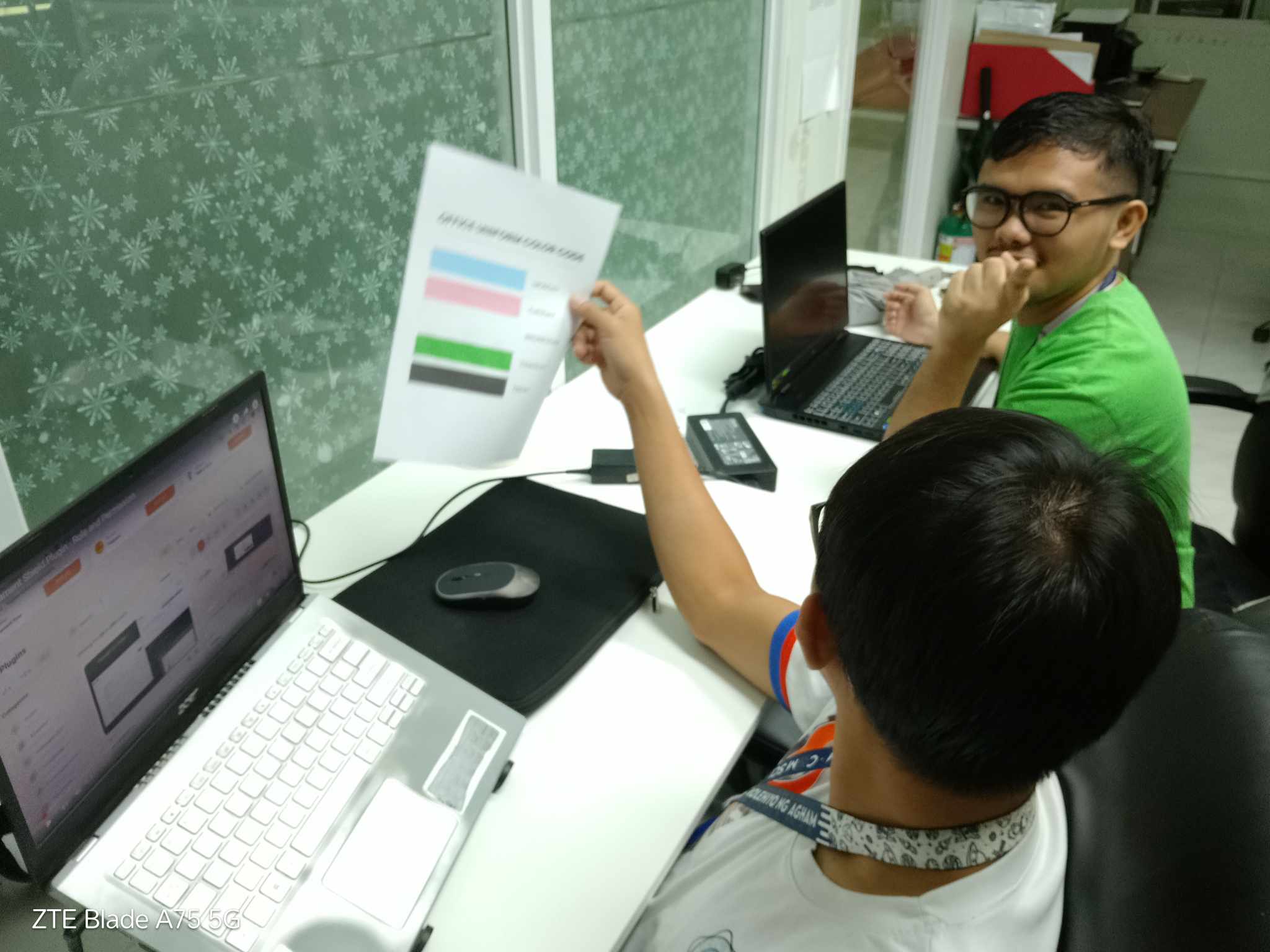 Real-Time QR Scanning Real-Time QR Scanning